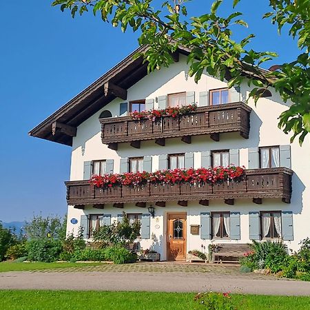 Апартаменты Asbichlerhof Бад-Эндорф Экстерьер фото